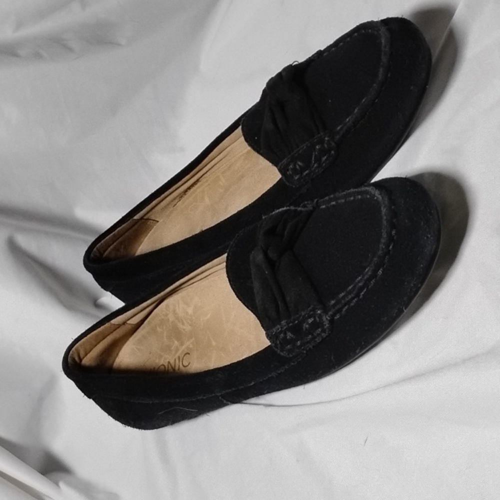 Suede loafer Flats Vionic Norah Bow Size 7